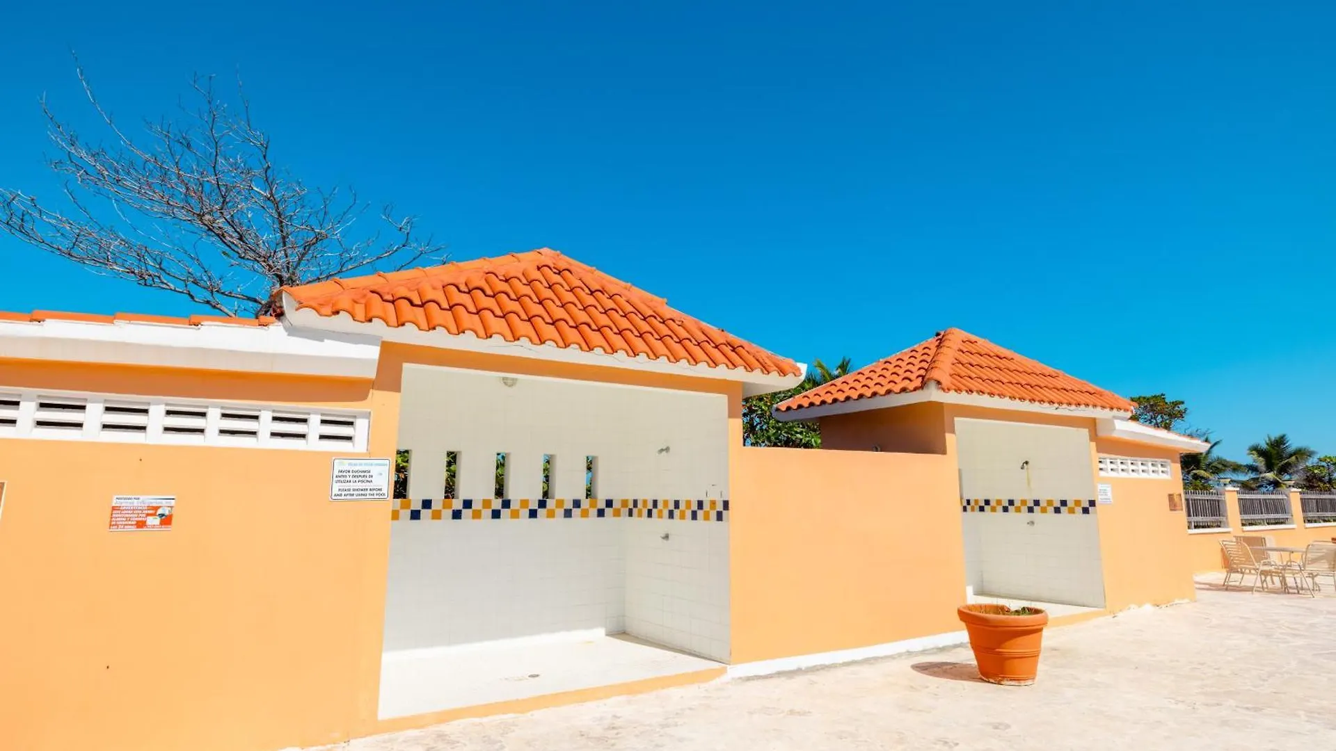Golden Dreams Studio 306 B Apartment Isabela